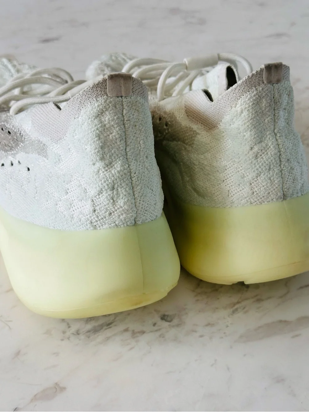 adidas Men’s Yeezy Boost 380 Calcite Glow Men’s Size 12